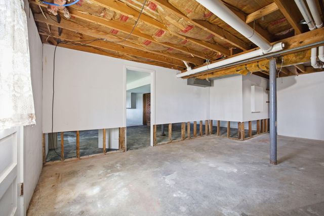 3272 Saxon Drive, Lexington, KY 40503