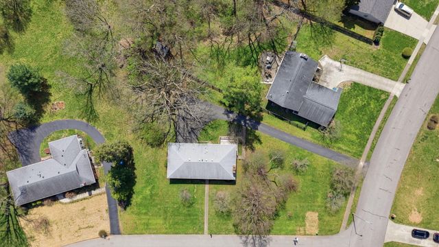 3272 Saxon Drive, Lexington, KY 40503