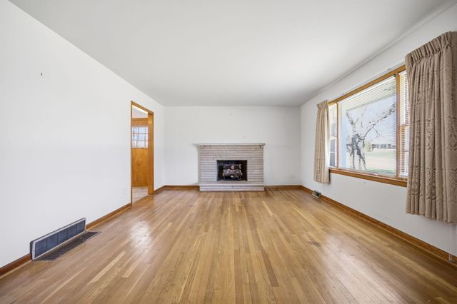 3272 Saxon Drive, Lexington, KY 40503