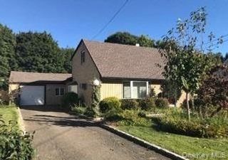 29 Fieldstone Drive, Syosset, NY 11791