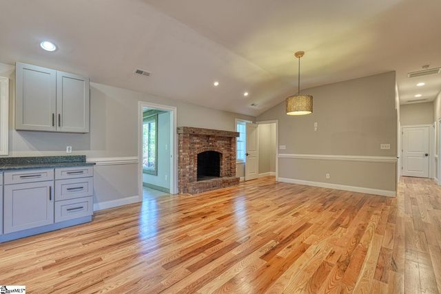 270 Spring Valley Lane, Inman, SC 29349