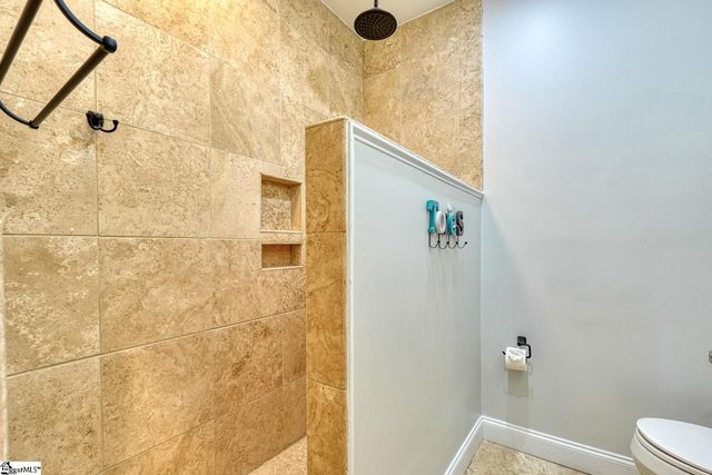 270 Spring Valley Lane, Inman, SC 29349