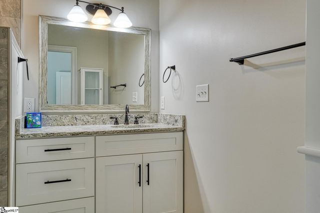 270 Spring Valley Lane, Inman, SC 29349