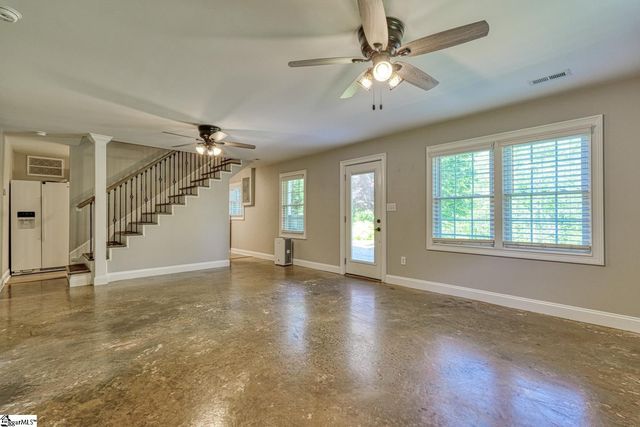 270 Spring Valley Lane, Inman, SC 29349
