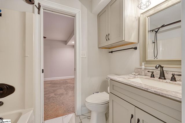 270 Spring Valley Lane, Inman, SC 29349