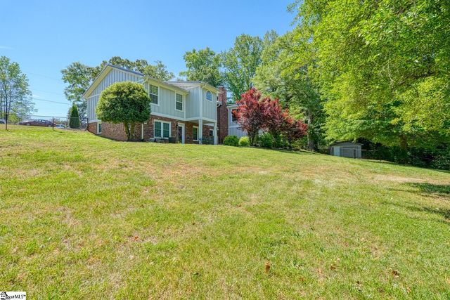 270 Spring Valley Lane, Inman, SC 29349