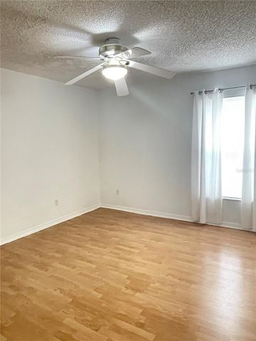 521 LEXINGDALE DR, Orlando, FL 32828