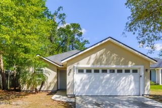 8281 MAPLE Street, Jacksonville, FL 32244