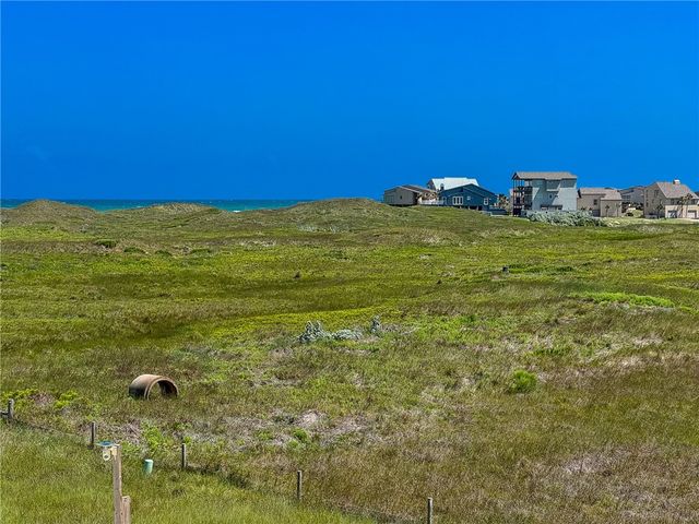 122 W Palm Beach Dr, Port Aransas, TX 78373