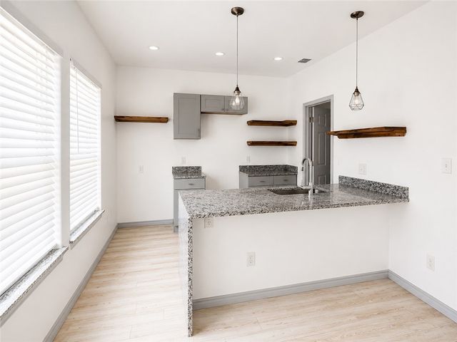 122 W Palm Beach Dr, Port Aransas, TX 78373