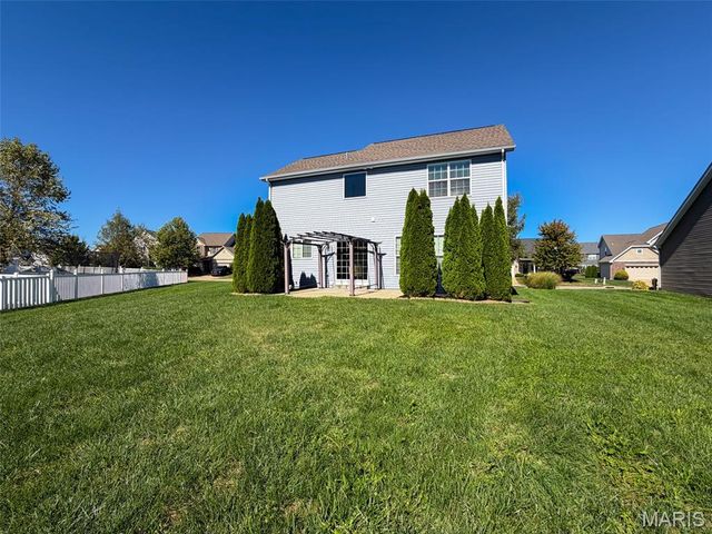 2612 Beacon Point Court, Shiloh, IL 62221