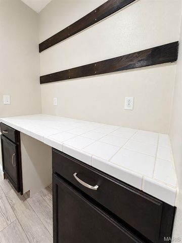 2612 Beacon Point Court, Shiloh, IL 62221