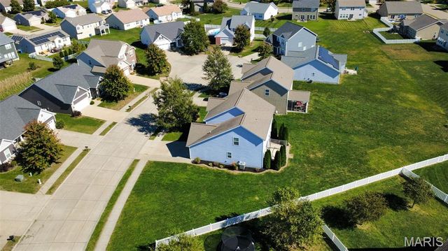2612 Beacon Point Court, Shiloh, IL 62221