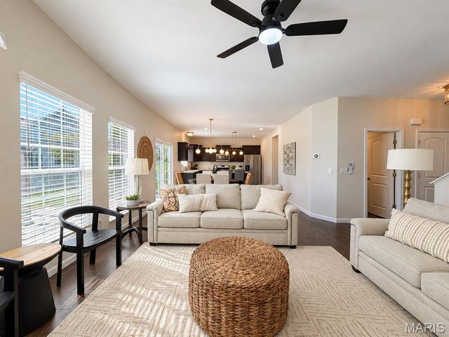 2612 Beacon Point Court, Shiloh, IL 62221