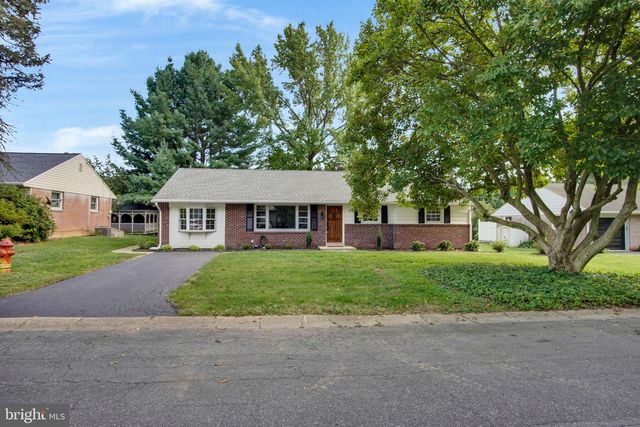 2728 KIMBERLY RD, Lancaster, PA 17603