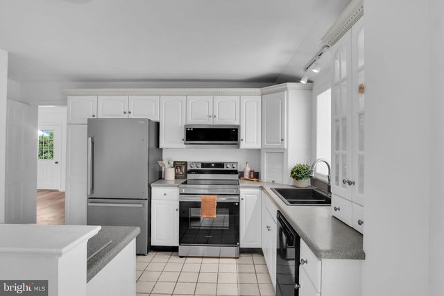 2728 KIMBERLY RD, Lancaster, PA 17603