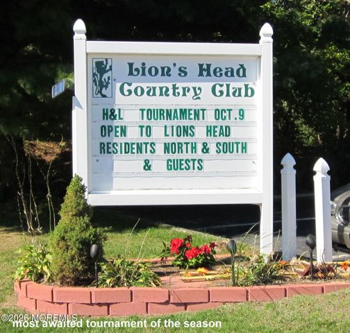 13 Tennis Court, Brick, NJ 08723