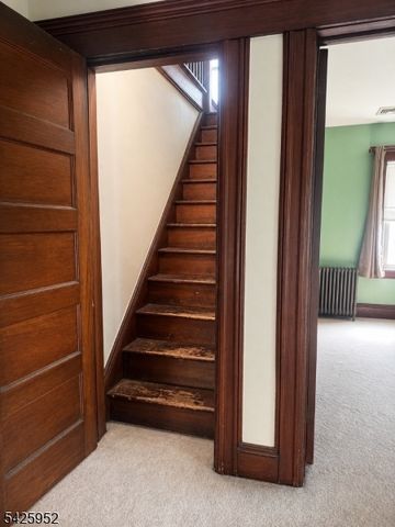 55 W Clay Ave, Roselle Park Boro, NJ 07204
