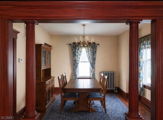 55 W Clay Ave, Roselle Park Boro, NJ 07204