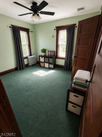 55 W Clay Ave, Roselle Park Boro, NJ 07204