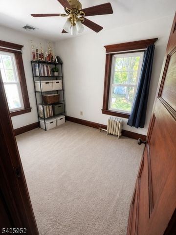 55 W Clay Ave, Roselle Park Boro, NJ 07204