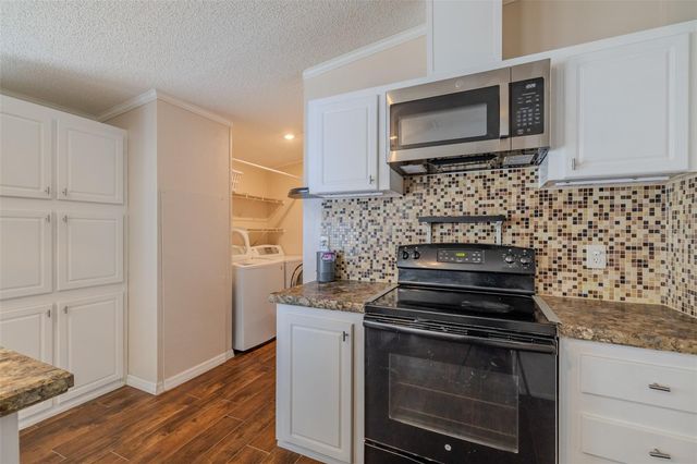 8471 FANTASIA PARK WAY, Riverview, FL 33578