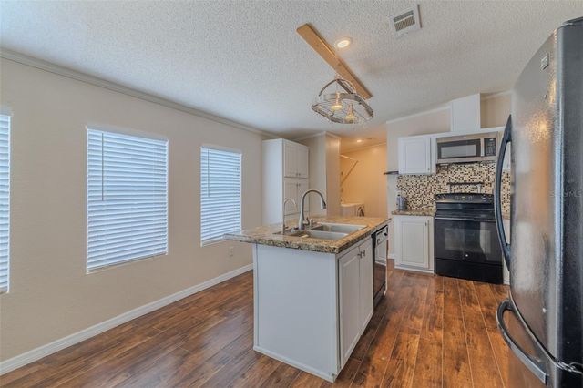 8471 FANTASIA PARK WAY, Riverview, FL 33578