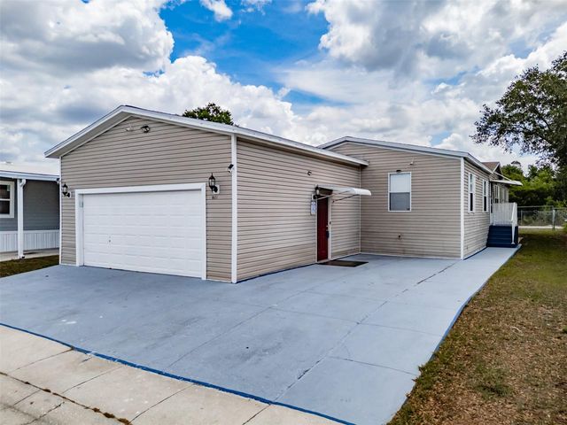 8471 FANTASIA PARK WAY, Riverview, FL 33578