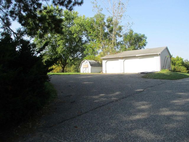 608 La Valle Street, Reedsburg, WI 53959
