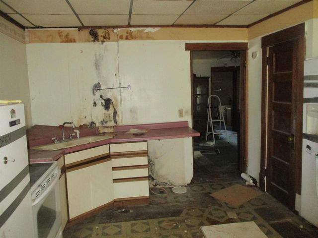 608 La Valle Street, Reedsburg, WI 53959