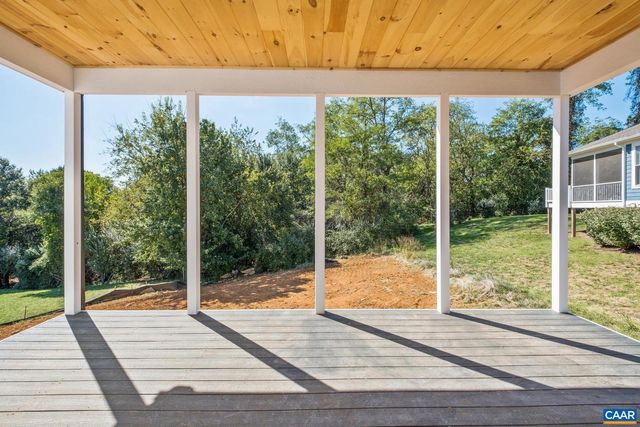 2524 BELVUE RD, Waynesboro, VA 22980