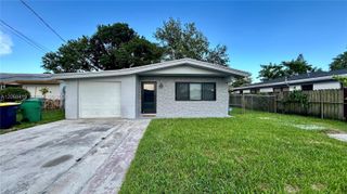 230 NW 8th Avenue, Dania Beach, FL 33004