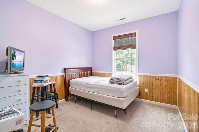 4628 Bonroi Avenue, Charlotte, NC 28213