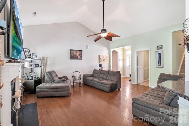 4628 Bonroi Avenue, Charlotte, NC 28213
