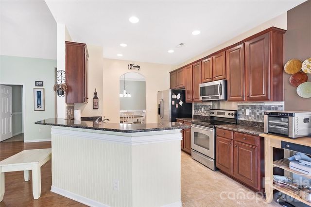4628 Bonroi Avenue, Charlotte, NC 28213