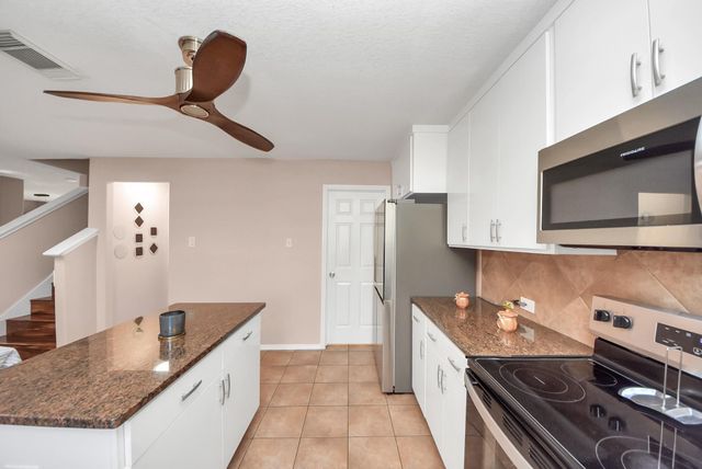 1902 Serenata Lane, Humble, TX 77396