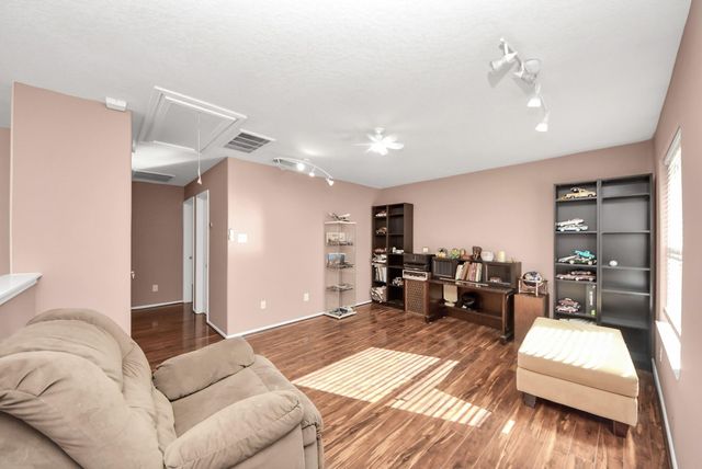 1902 Serenata Lane, Humble, TX 77396