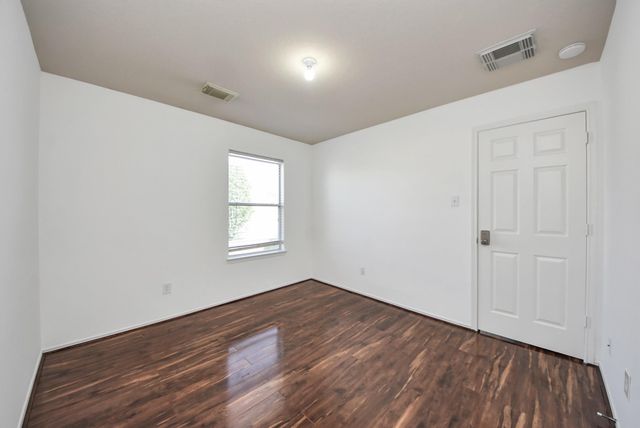 1902 Serenata Lane, Humble, TX 77396