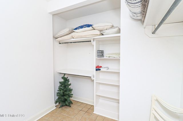 65 Breakers Lane, Ridgeland, MS 39157