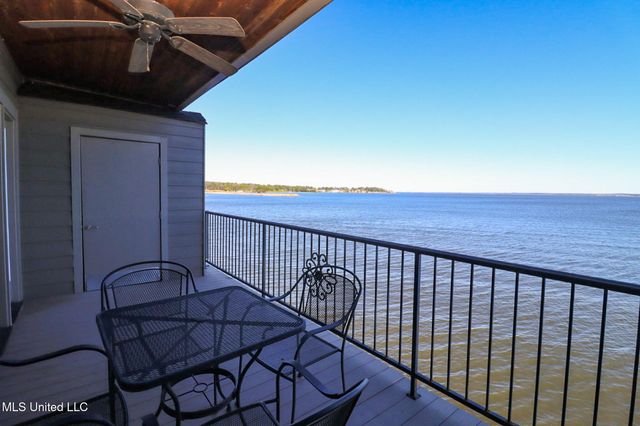 65 Breakers Lane, Ridgeland, MS 39157