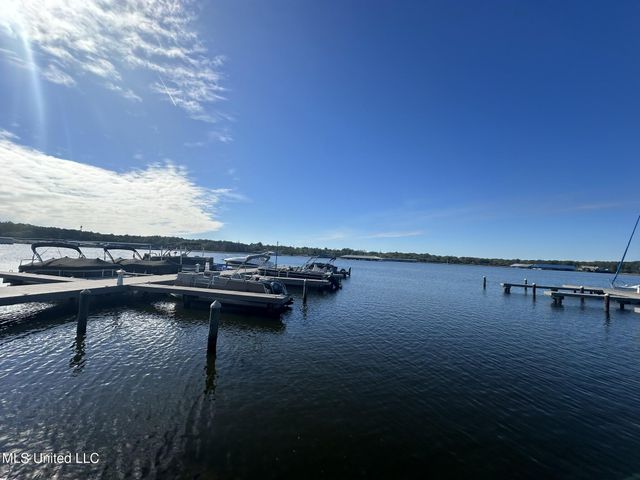 65 Breakers Lane, Ridgeland, MS 39157