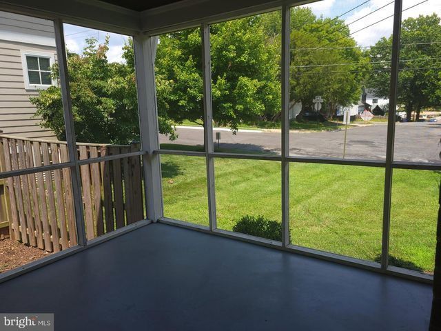 2250 N QUANTICO ST, Arlington, VA 22205