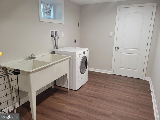 2250 N QUANTICO ST, Arlington, VA 22205