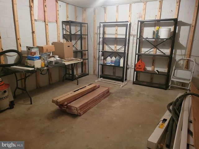 2250 N QUANTICO ST, Arlington, VA 22205