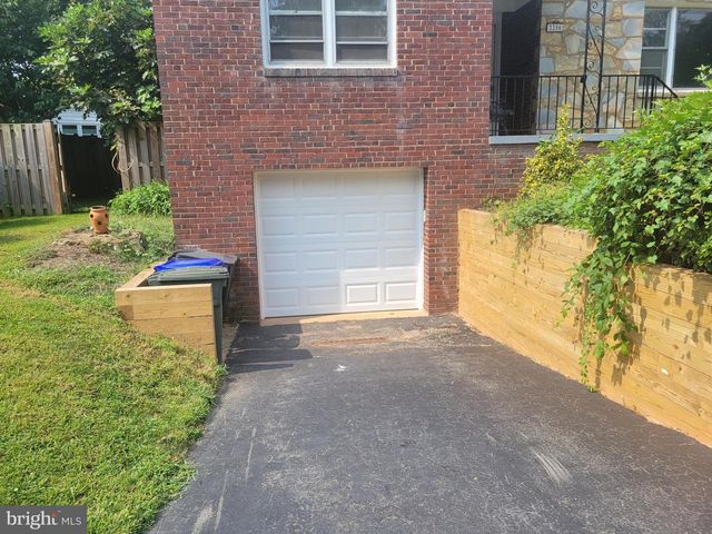 2250 N QUANTICO ST, Arlington, VA 22205