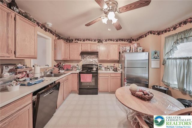 1 Olde Penn, Easton, PA 18045