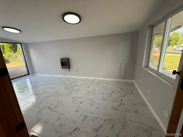 34054 Fernwood Street, Westland, MI 48186