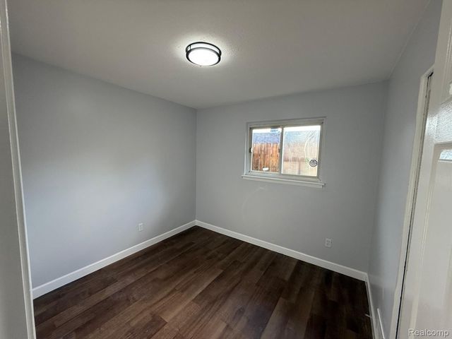 34054 Fernwood Street, Westland, MI 48186