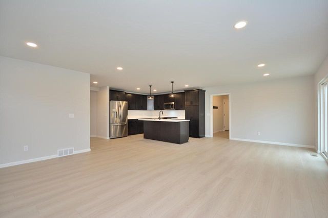 5998 Lillie CIRCLE, Racine, WI 53402