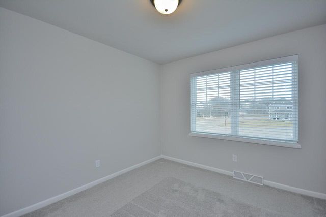 5998 Lillie CIRCLE, Racine, WI 53402